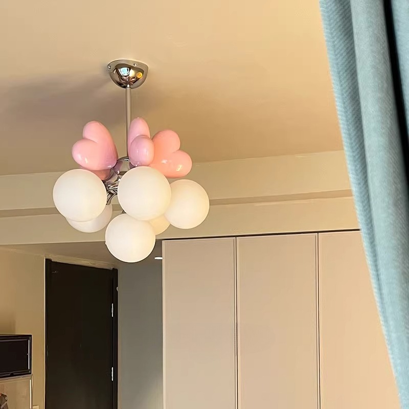 Baby Nursery Chandelier - โคมไฟระย้ารูปหัวใจสีชมพูพร้อมไฟ LED E27 สำหรับตกแต่งห้องนอนเด็กผู้หญิง ลายการ์ตูนเจ้าหญิง เหมาะสำหรับห้องเด็กอ่อน