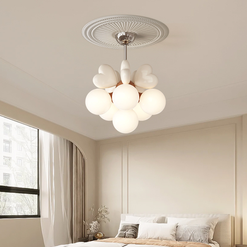 โคมไฟระย้ารูปหัวใจสีชมพู ปี 20 - Baby Nursery Chandelier บทวิจารณ์และราคา