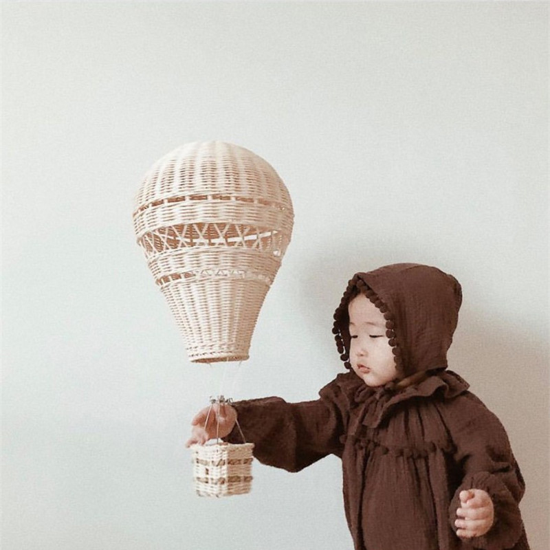 โคมไฟระย้ารูปบอลลูนลมร้อน LED  - Baby Nursery Chandelier บทวิจารณ์และราคา