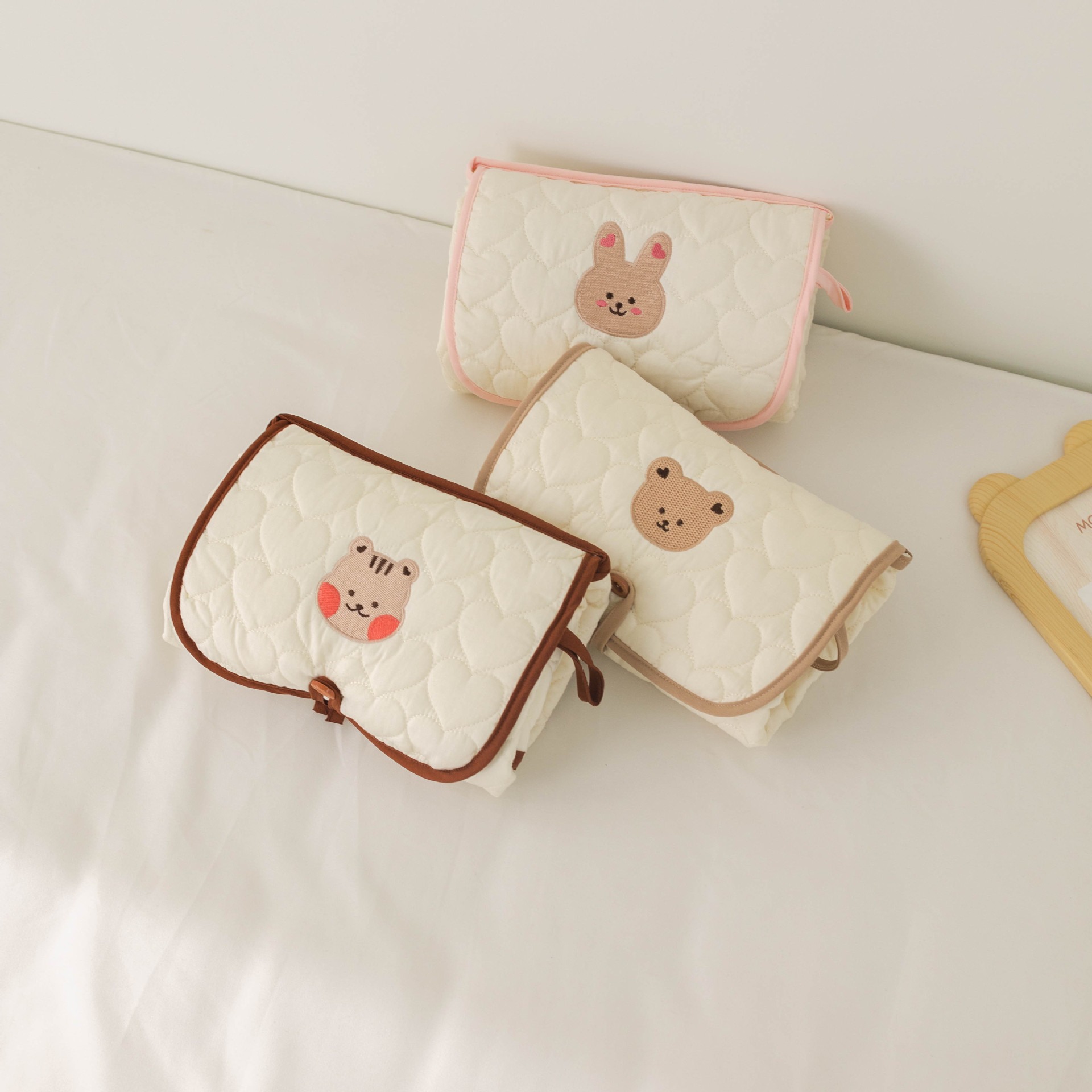 แผ่นรองเปลี่ยนผ้าอ้อมพับได้ PA - Baby Mattress Waterproof บทวิจารณ์และราคา
